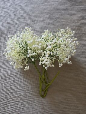 Crate & Barrel White Artificial Baby's Breath Spray - Decorative Home Accent